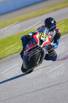 media/Jan-20-2023-Fastrack Riders (Fri) [[f2ad32aba3]]/Private/session 5 turn 13/